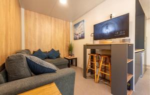 Stunning Home In Tkon