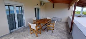 Apartment with Sea View room in Villa Kavourakia