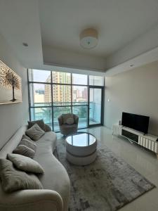 Appartement 1BR de 2024 avec piscine et salle de sport