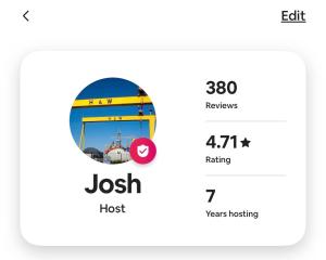 Charming City Home, Beside the Serene Ormeau Park