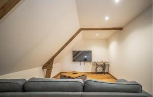 Maisons de vacances Cozy Home In Eperlecques With Wifi : photos des chambres