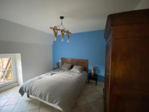 Maisons de vacances Longere 7 personnes - 4 chambres - 3 SdB Orcival : photos des chambres