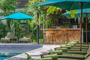 Lynnaya Urban River Resort