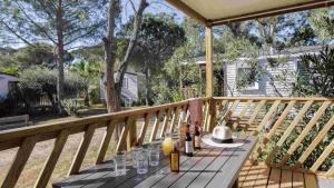 Campings Camping Le Mas de Mourgues : photos des chambres