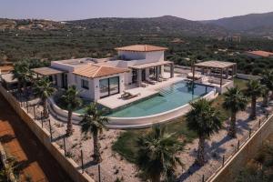 Villa Anassa - Luxurious 4-Bedroom Villa with Private Pool by Temma Villas