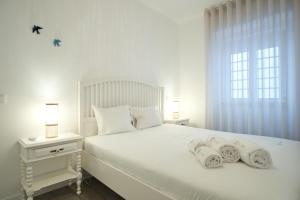 Charming 3BR in the Heart of Town by Feel Nazaré