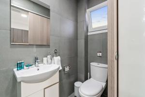 Heart Of Nicosia - The Gem