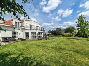 Strefa ZEN z Jacuzzi i Basenem