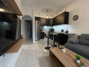 The Obsidian Suite , next to Heraklion Airport