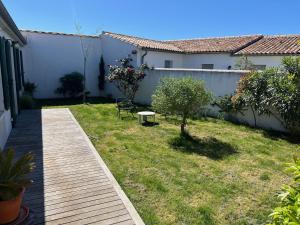 Villas La Villa des Alouettes avec piscine chauffee : photos des chambres