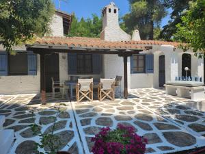 Sani beach Chalkidiki guest house Kristallia
