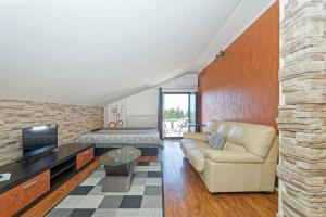 Apartments El Faro by Rent Istria