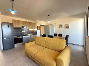 F3 Confort & Piscine 300m de la Plage