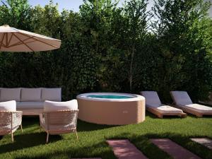 Luna Serene Garden Home - Jacuzzi & Gym