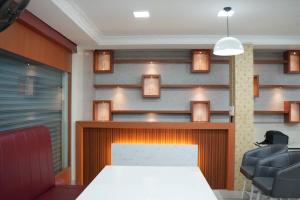 Benzy Tourist Home