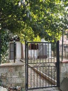 Villa Madonnina in riva al fiume Tirino Intera struttura