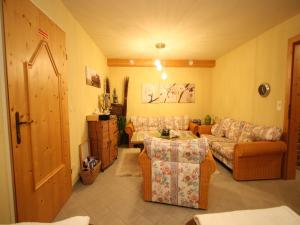 Scenic Apartment in Krispl Salzburg with Swimming Pool