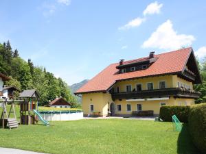 Scenic Apartment in Krispl Salzburg with Swimming Pool