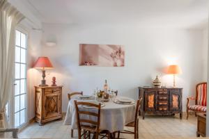 Villas House in Sablettes with Garden & Parking : photos des chambres