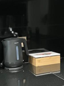 Luxury apartment with 3 pool views