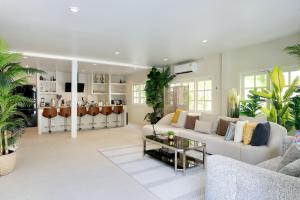 Aphrodite & Venus Resort I 14 Bedrooms I Old City I Daily Housekeeping