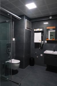 Lemon Suites & Restaurant