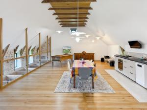 La grange des copains du Cantal 6 pers Ladinhac