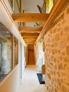 Maisons de vacances La grange des copains du Cantal 6 pers Ladinhac : photos des chambres