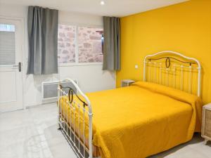Maisons de vacances La grange des copains du Cantal 6 pers Ladinhac : photos des chambres