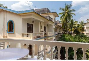 Ronnes 3BHK Apartment with kitchen at calangute beach