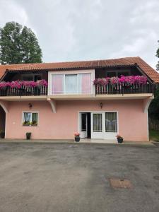 Apartman & Sobe Orhideja