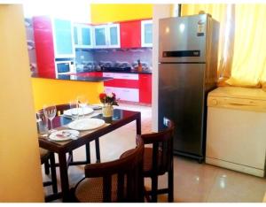 Ronnes 3BHK Apartment with kitchen at calangute beach