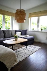 Entire house with hot tub and beachfront