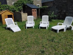 Maisons de vacances Spacious 3 bedroom house 250m from Saint-Suliac-s beach : photos des chambres