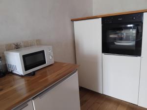 Maisons de vacances Spacious 3 bedroom house 250m from Saint-Suliac-s beach : photos des chambres