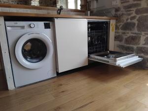 Maisons de vacances Spacious 3 bedroom house 250m from Saint-Suliac-s beach : photos des chambres