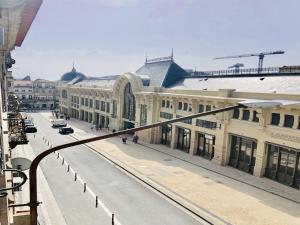 Bright and Spacious apartment in Porto