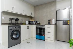 Dubai Marina - 1BHK Modernistic Apartment