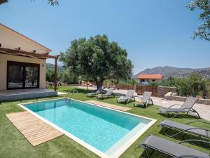 Eleolithos Villa olive & pool