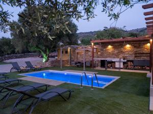 Eleolithos Villa olive & pool