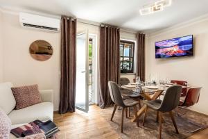 Garden House 202 by Sigismundi - 3hvězdičkové hotely ve městě Brežice