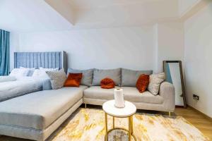 luxurious studio apartment in kilimani with fully equipped gym swimming pool and amazing scenic views