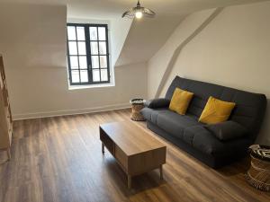 Appartements Appartement refait a neuf avec jardin : photos des chambres