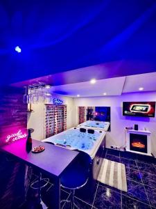 Maisons de vacances SWEET DREAMS Love room & Spa : photos des chambres