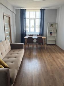 Квартира у набережной в центре