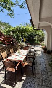 Apartments and rooms Krstina