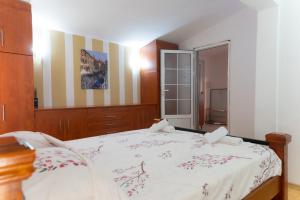 Airport Apartments Una