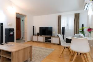 Airport Apartments Una