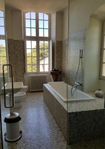 Maisons d'hotes Chateau Saint Maximin pres d-Uzes : photos des chambres