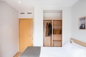One-Bedroom Apartment (2 Adults + 2 Children) room in Valenciaflats Ciudad de las Ciencias